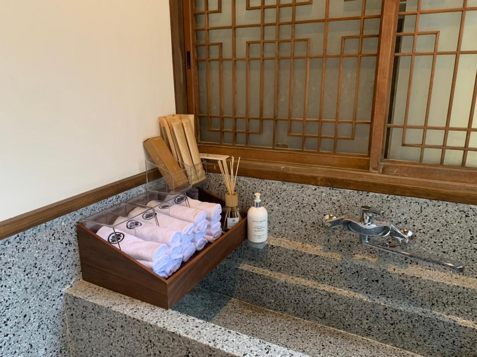 Shiseki Ryokan Kagetsu Taishoukan - Vacation Stay 48535V Takeo Exteriér fotografie
